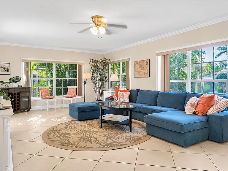 3221 Seaward Dr — Photo 15