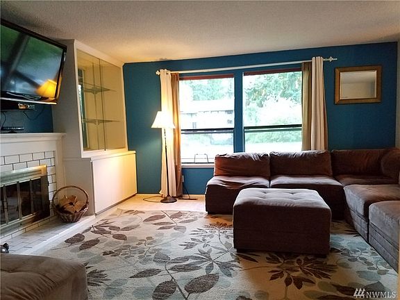 4th image of 3238 SE Mahali Ln