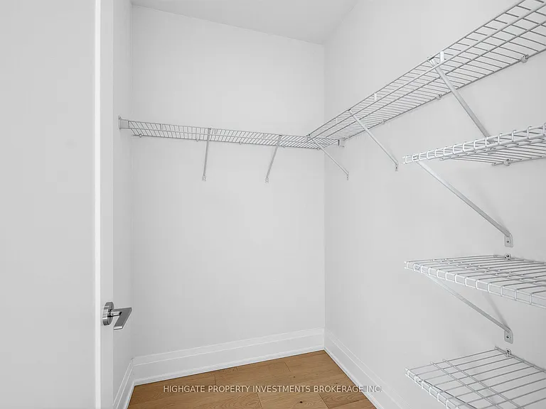 27 Korda Gate #Penthouse 107 — Photo 28