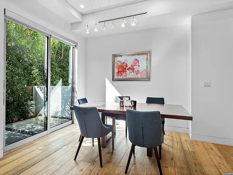 801 N Kilkea Dr — Photo 7