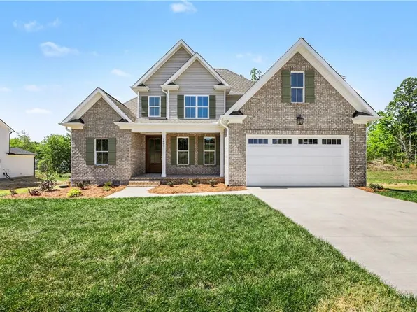 7609 Sir William Dr, Kernersville, NC 27284