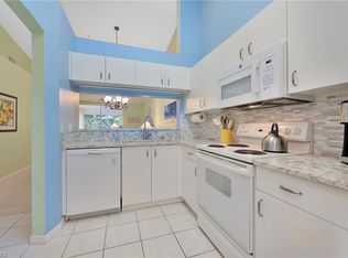 6645 Huntington Lakes Cir APT 203, Naples, FL 34119