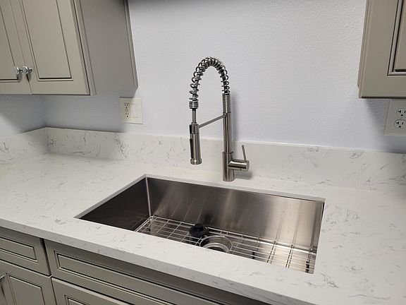 2nd image of 5142 San Bernardino St APT 2