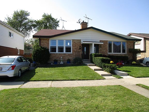 2nd image of 9310 N Parkside Dr