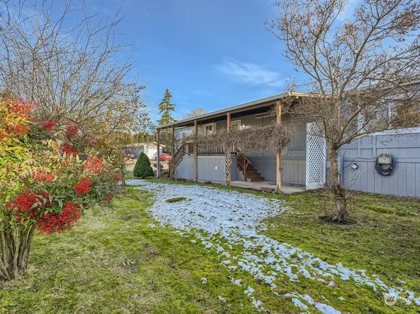 7108 141st Avenue Ct E, Sumner, WA 98390