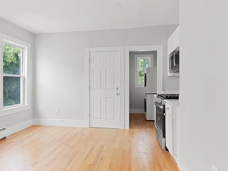 426 Bowdoin St #2 — Photo 9