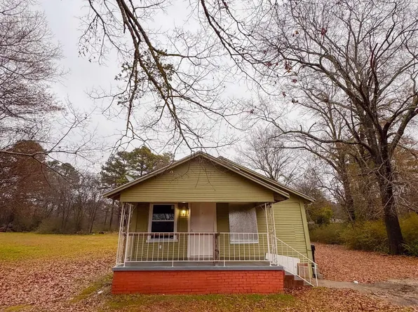 1512 Della Ln, Longview, TX 75602