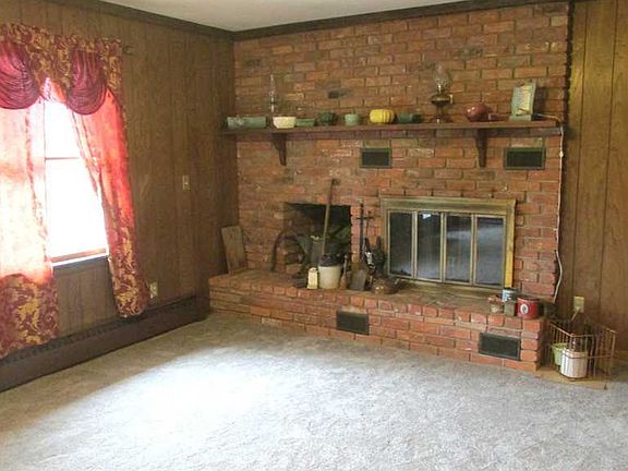 5th image of 20570 Evon Ln