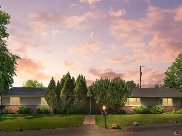 2105-2115 Applewood Drive, Lakewood, CO 80215