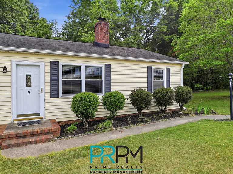 5 Parkstone Ct — Photo 2