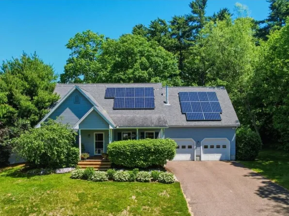 45 Mainieri Lane, Colchester, VT 05446