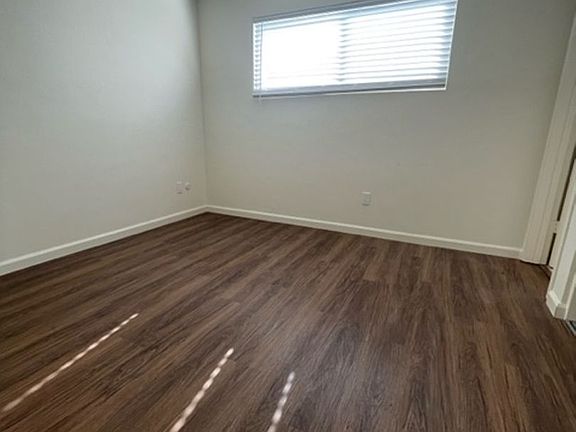 5th image of 4080 Lamont St #6