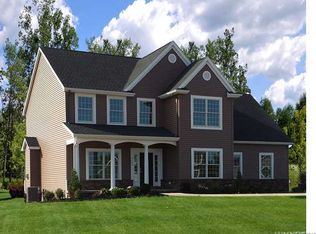 7166 Rolling Mdw, Pendleton, NY 14120