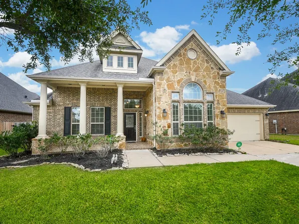 9503 Wheatfield Ln, Rosenberg, TX 77469