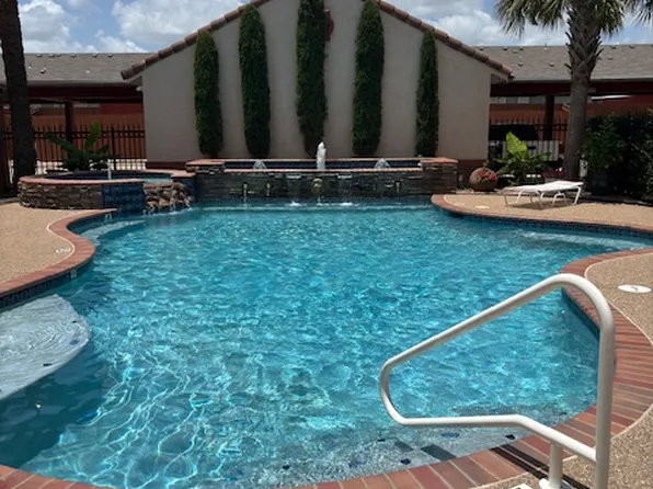 Waxahachie Village Condominiums, 691 Cornell Ln APT 214, Waxahachie, TX 75165