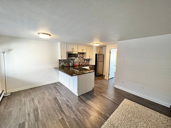 5th image of 341 Garfield Ave APT D8
