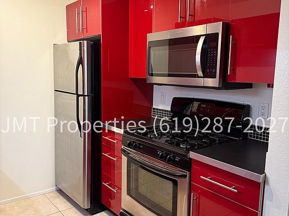 3rd image of 2644 Fairmount Ave APT 8