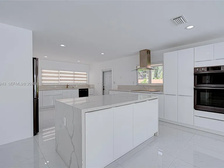 773 Woodcrest Rd — Photo 15