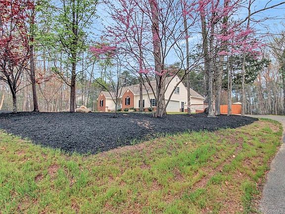 3rd image of 4394 Lynnecross Ct