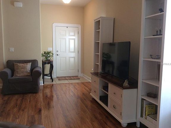 2nd image of 6858 Glenbrook Dr