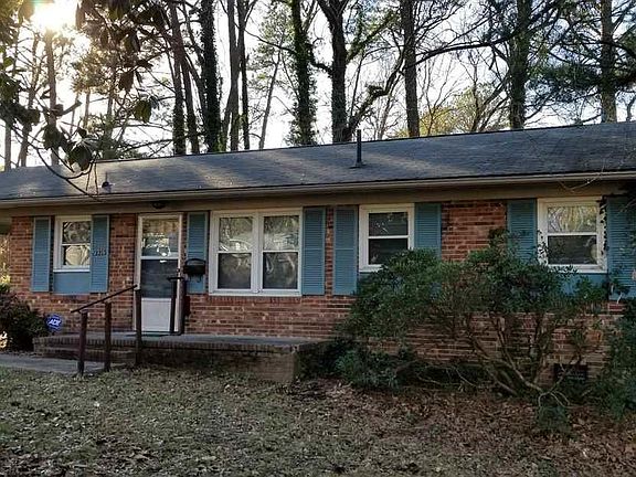2nd image of 2936 Driftwood Dr