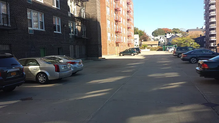 Rented by D S J Realty LLC | media 6