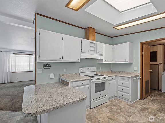 4th image of 7213 17th Avenue E #15