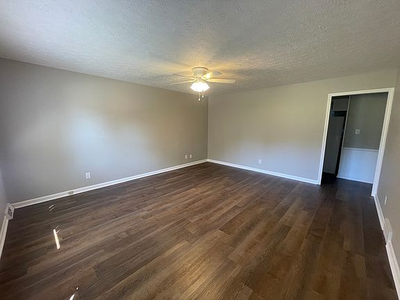 3rd image of 340 Oak St #B