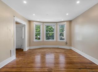 659 3rd Ave, West Haven, CT 06516