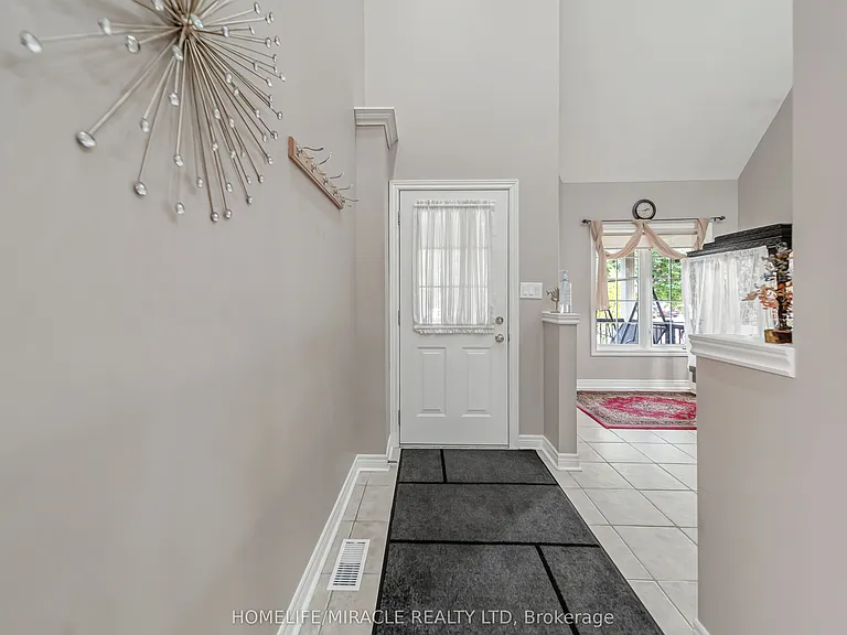 93 Lynch Cir — Photo 6