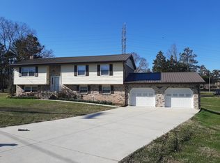 15 Hickory Ln, Fort Oglethorpe, GA 30742