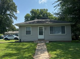5940 Brand Ave, Saint Louis, MO 63135