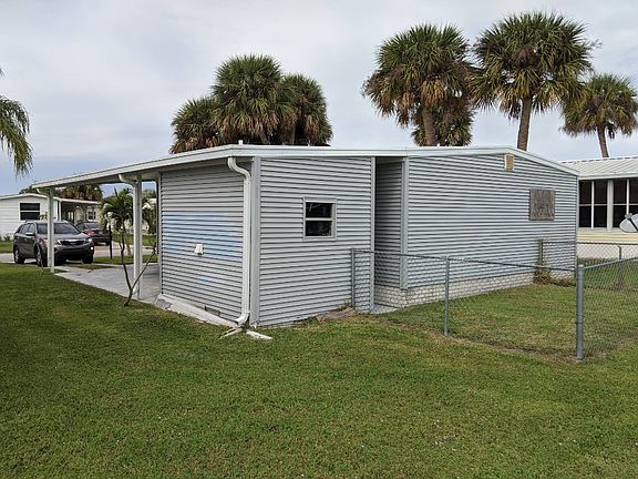5th image of 921 Thrush Cir