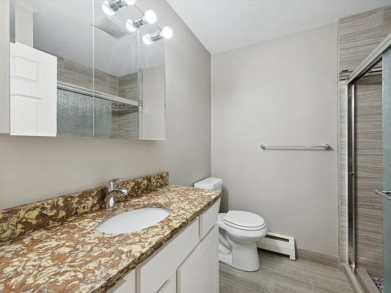 3808 W Sylvania — Photo 9