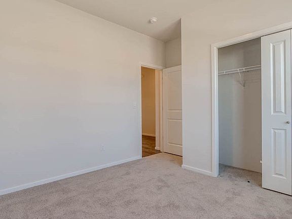 3rd image of 683 Terra Linda Ave