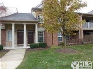 3586 Oakmonte Blvd #1, Rochester, MI 48306