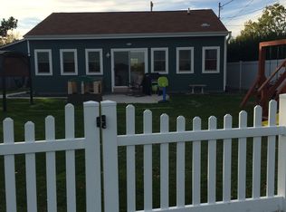 1725 Butte Des Morts Beach Rd, Neenah, WI 54956