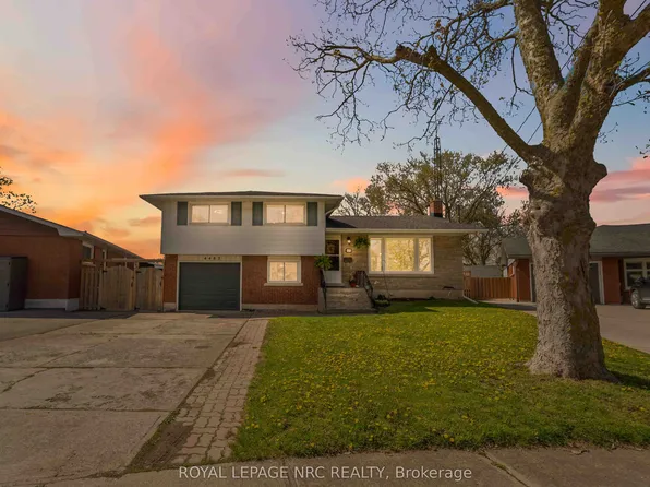 4485 Queensway Cres, Niagara Falls, ON L2E 5R5