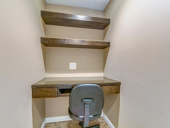 4th image of 10018 Knoboak Dr APT 6