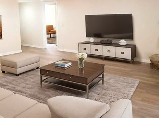 7134 Matilija Ave, Van Nuys, CA 91405