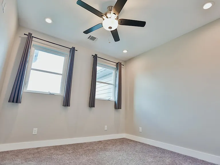 3245 Dixie Dr #B — Photo 15