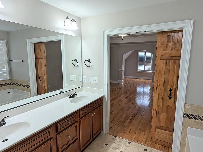 9512 Berwick Ct — Photo 14