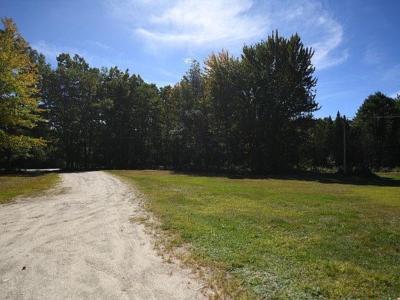 5th image of 18 McIntire Rd