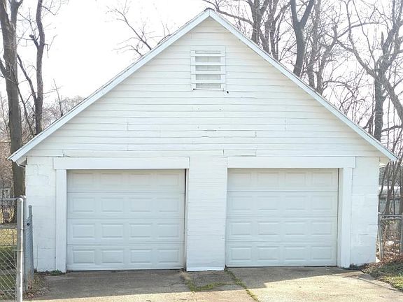 2nd image of 114 Beulah Ave