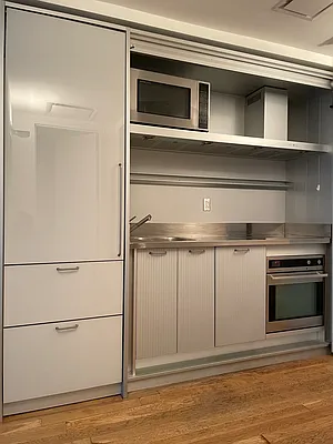 Rented by Yoon Realty Group | media 10