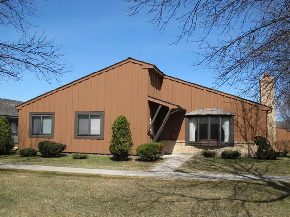 4626 Belmont Rd, Grand Forks, ND 58201