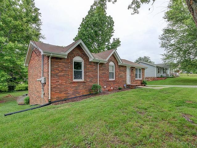 1st image of 311 Grassland Dr