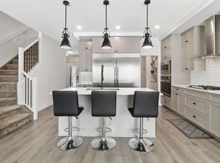 3234 Chernowski Way SW, Edmonton, AB T6W4G4