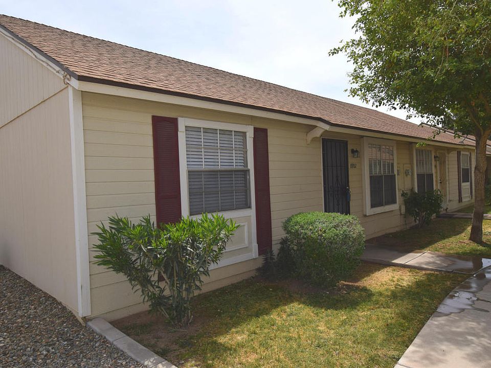 1st image of 8902 W Loma Ln