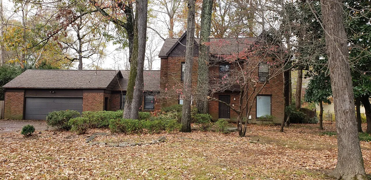 5 bed, 4151 sqft, $2,750 — Photo 2